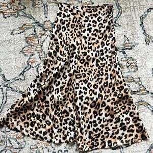 Leopard print satin midi skirt